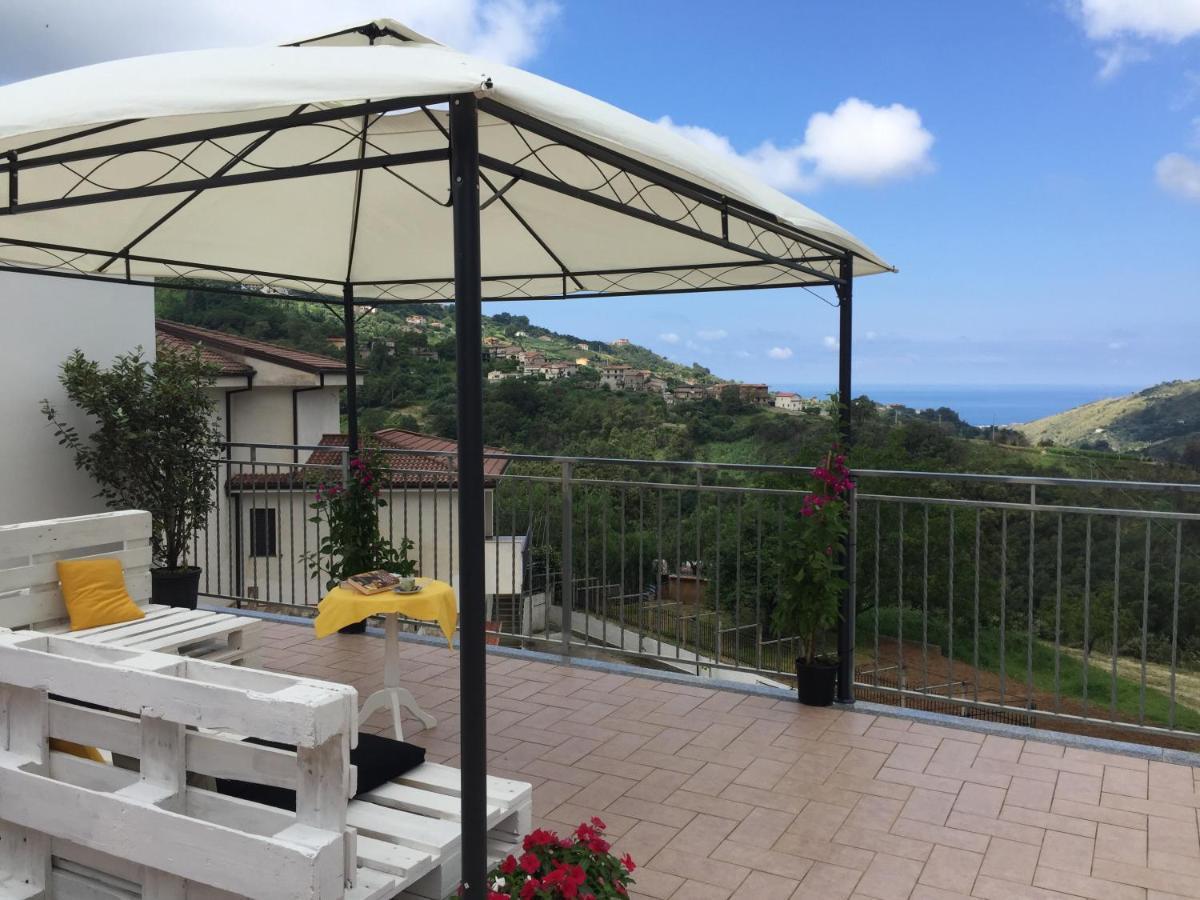 Bed and Breakfast Vista D'Amare à Buonvicino Extérieur photo